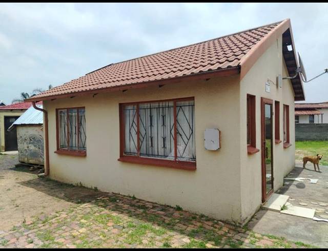 2 BEDROOM HOUSE FOR SALE IN KWA THEMA